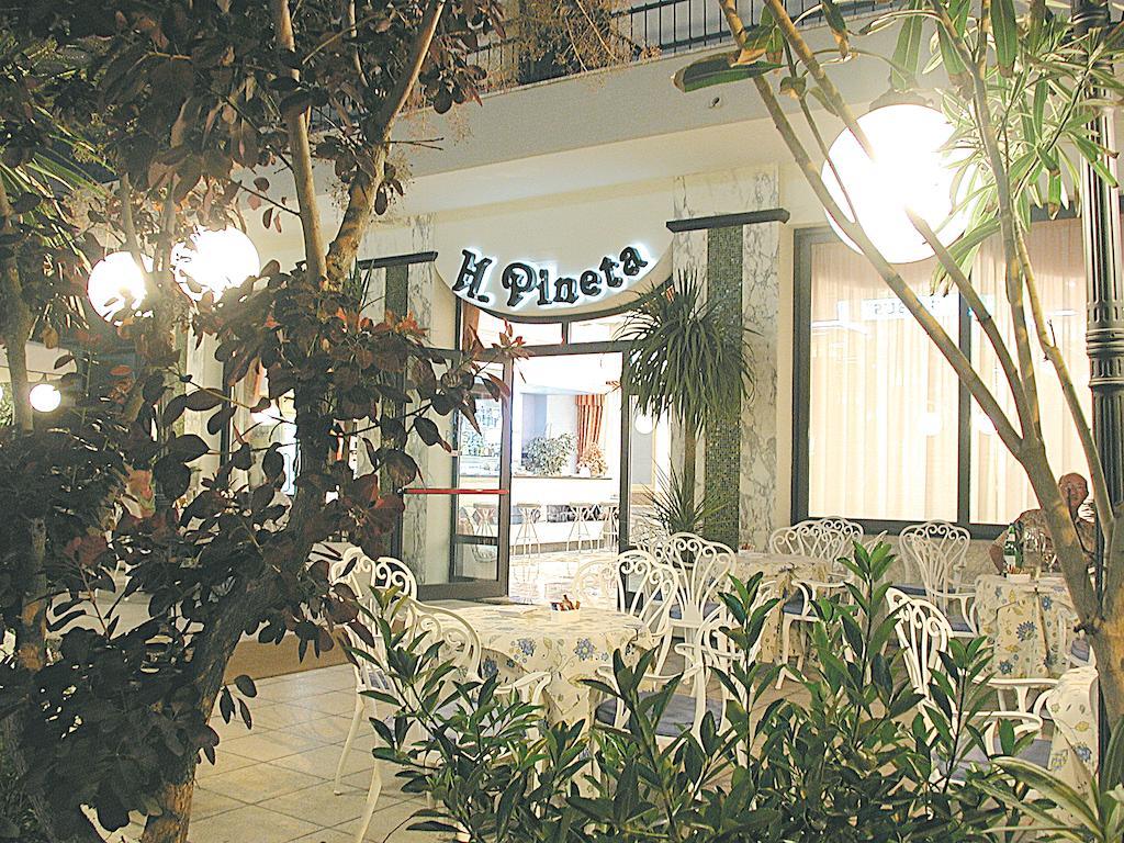 בלריה-איגאה מרינה Hotel Pineta מראה חיצוני תמונה