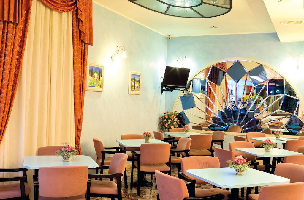 בלריה-איגאה מרינה Hotel Pineta מראה חיצוני תמונה
