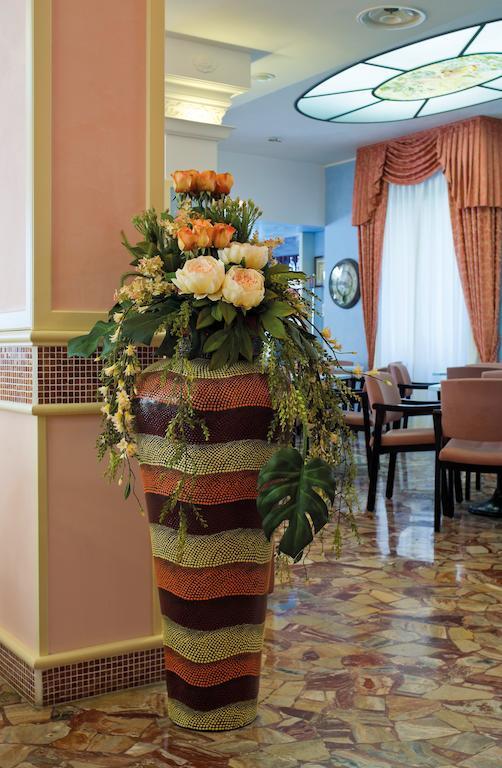 בלריה-איגאה מרינה Hotel Pineta מראה חיצוני תמונה